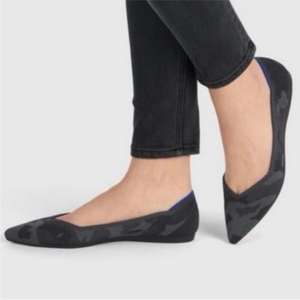 Rothy's the Point Black Camouflage